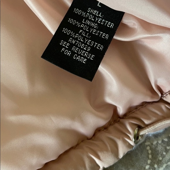 RUE 21 cropped light blush colored jacket. - Picture 3 of 5